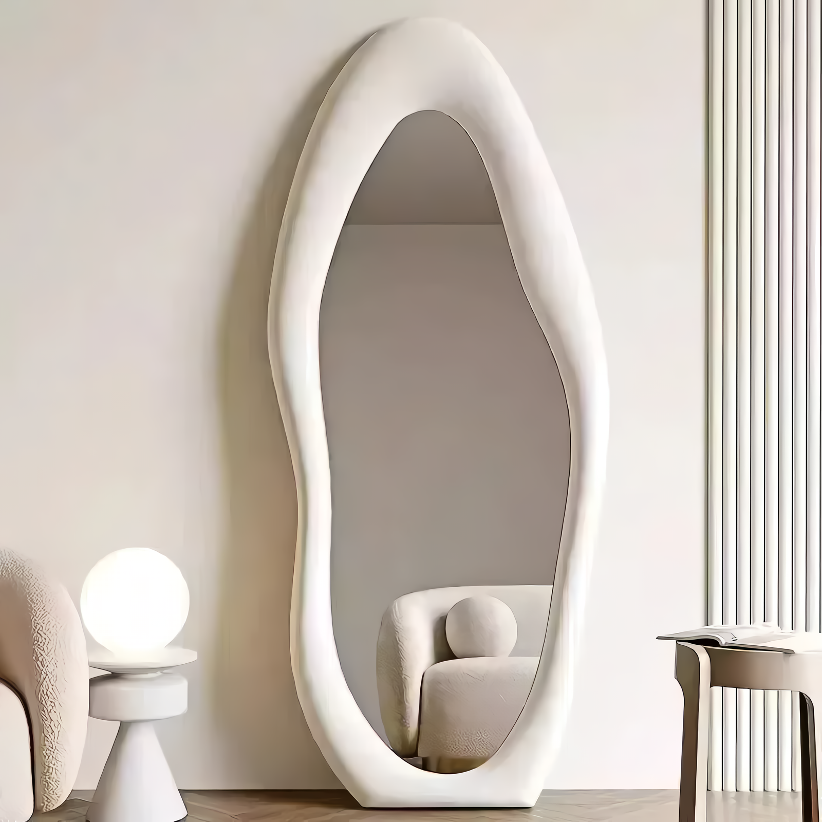 Espejo minimalista con Forma Irregular y Ondulada