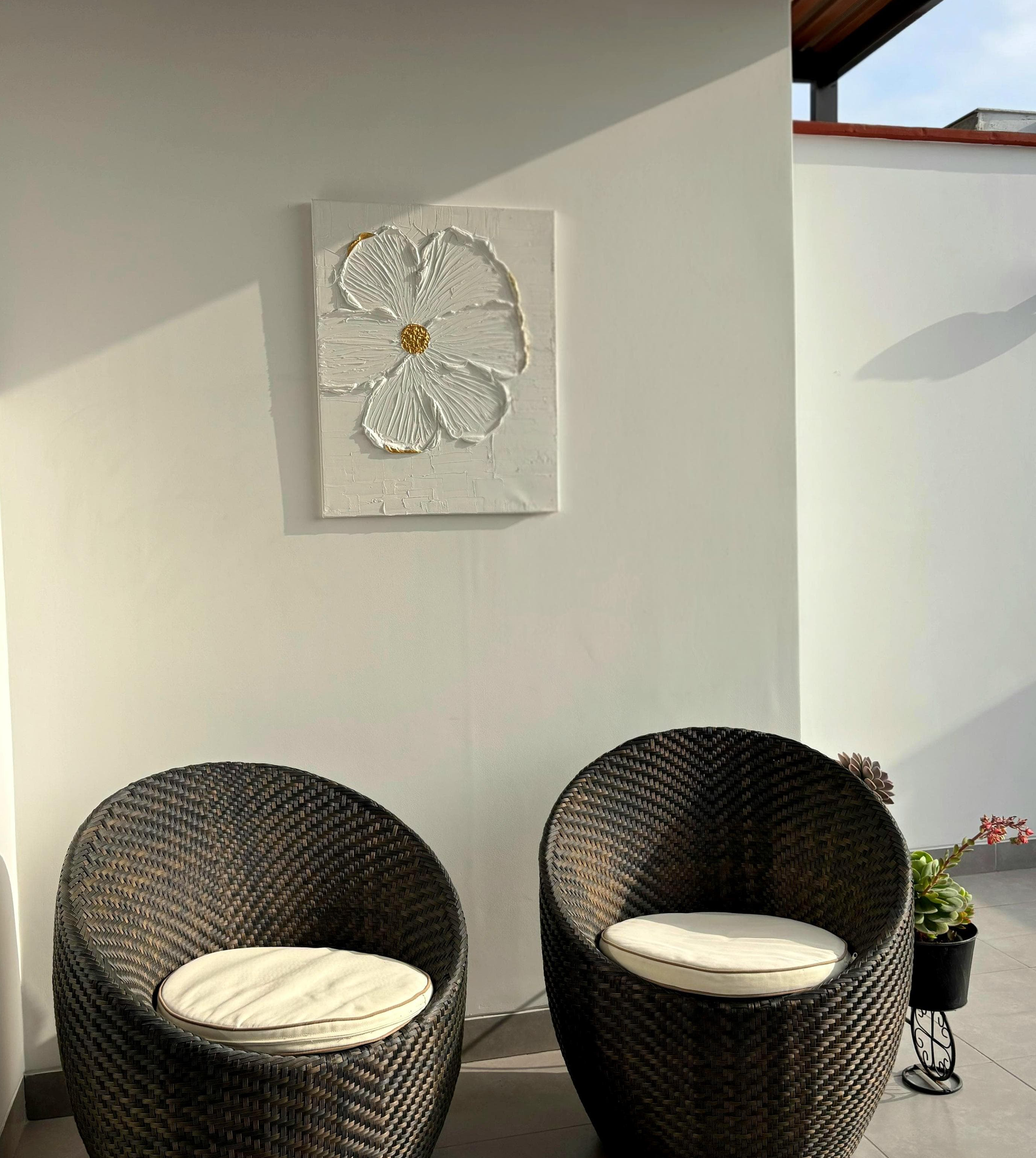 Cuadro White Blossom Flor blanca y dorada